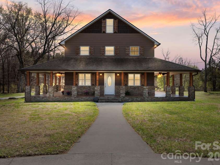 3627 NC 801 Hwy Highway, Mocksville, NC 27028.  MLS# CAR4364209, YatesRealty ID 8360. 