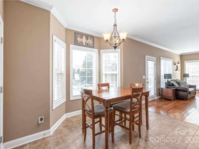 5608 Old Town Lane, Gastonia, NC 28056.  MLS# CAR4232073, YatesRealty ID 8361. Dining with a VIEW