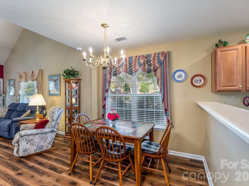1683 Alpine Ridge Place, Rock Hill, SC 29732.  MLS# CAR4364174, YatesRealty ID 8363. Dining Area