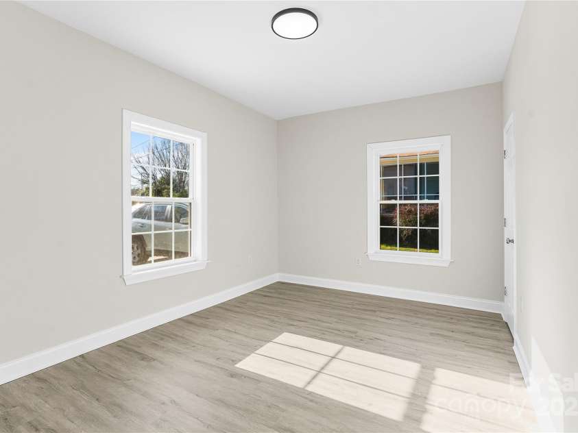 533 3rd Street, Chester, SC 29706.  MLS# CAR4297880, YatesRealty ID 8363. 