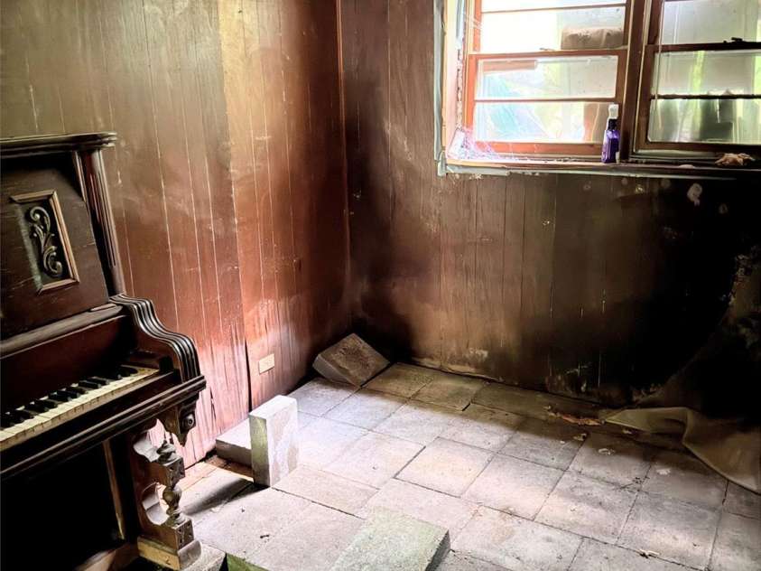 152 Dream Mountain Boulevard, Canton, NC 28716.  MLS# CAR4279458, YatesRealty ID 8364. 