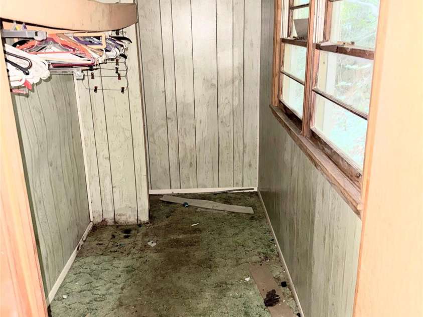 152 Dream Mountain Boulevard, Canton, NC 28716.  MLS# CAR4279458, YatesRealty ID 8364. 