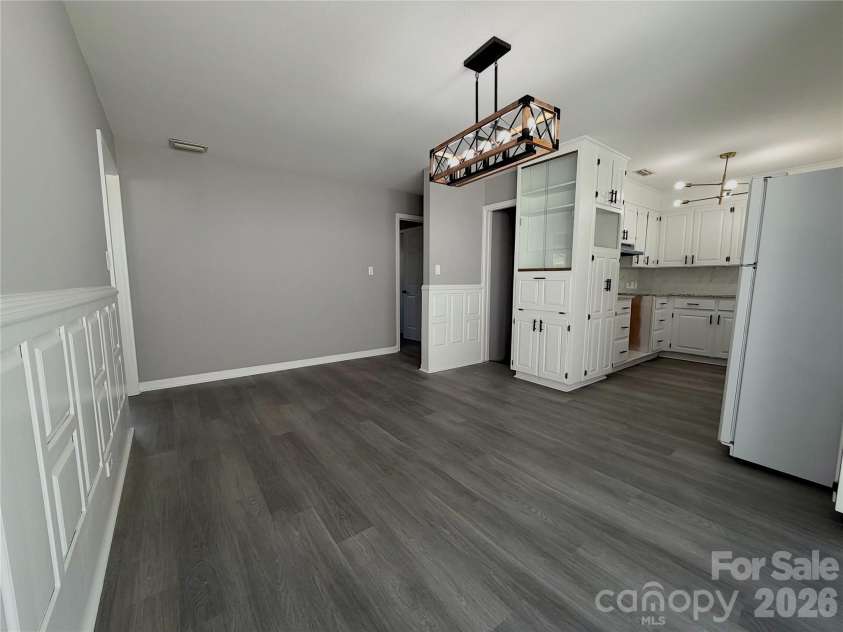 202 WOODWARD Avenue, Morganton, NC 28655.  MLS# CAR4365357, YatesRealty ID 8364. 