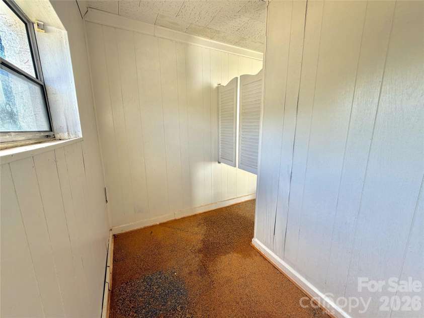 202 WOODWARD Avenue, Morganton, NC 28655.  MLS# CAR4365357, YatesRealty ID 8364. 