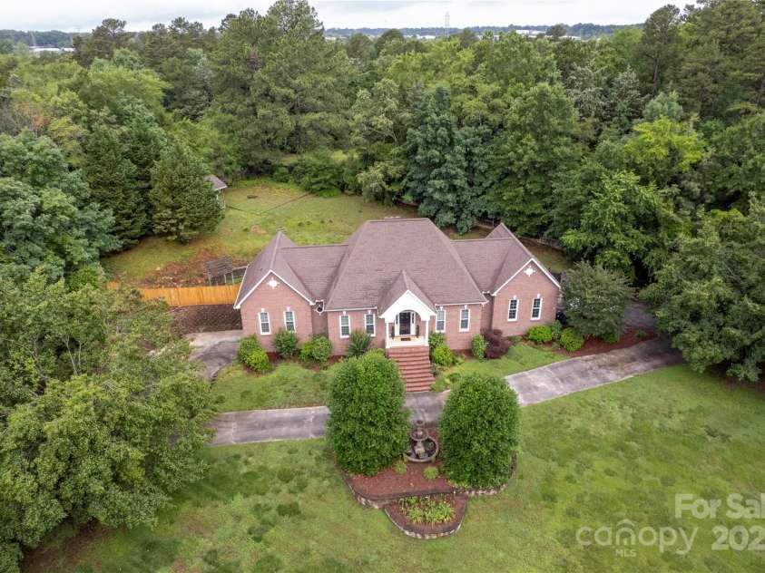 105 Partridge Bluff Drive, Concord, NC 28025.  MLS# CAR4233124, YatesRealty ID 8365. 