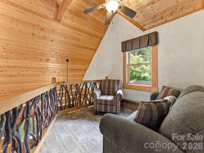 18 Rachels Circle, Maggie Valley, NC 28751.  MLS# CAR4392673, YatesRealty ID 8365. 