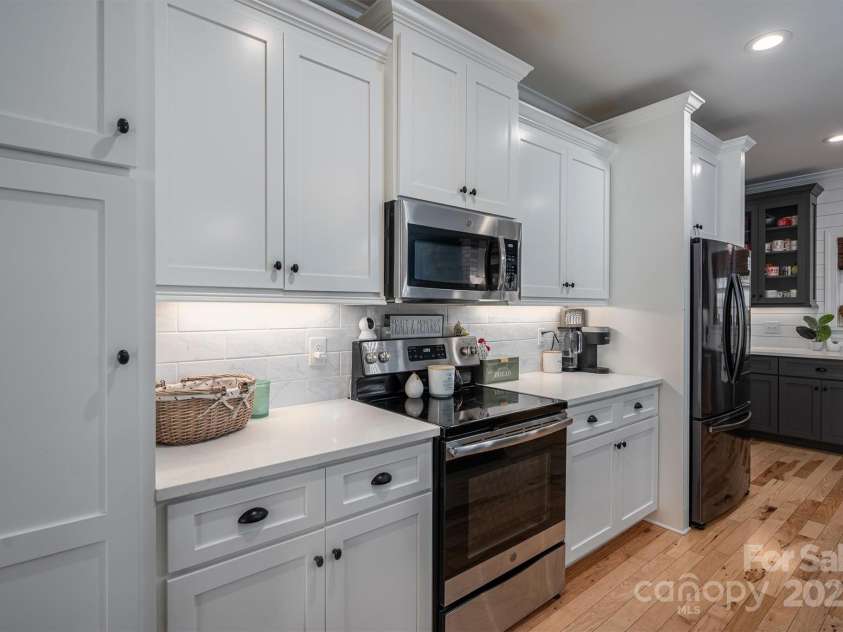 329 Wintergreen Court, Kings Mountain, NC 28086.  MLS# CAR4222336, YatesRealty ID 8366. 