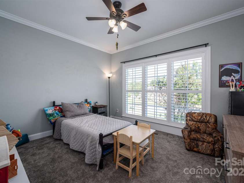 329 Wintergreen Court, Kings Mountain, NC 28086.  MLS# CAR4222336, YatesRealty ID 8366. 