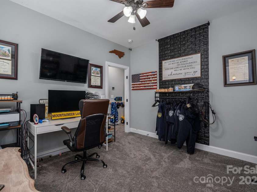 329 Wintergreen Court, Kings Mountain, NC 28086.  MLS# CAR4222336, YatesRealty ID 8366. 