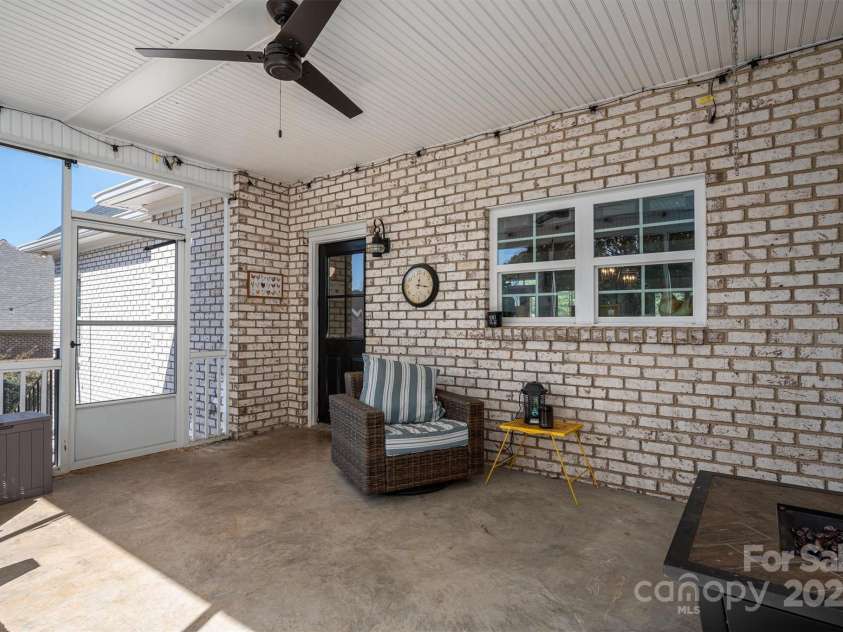 329 Wintergreen Court, Kings Mountain, NC 28086.  MLS# CAR4222336, YatesRealty ID 8366. 