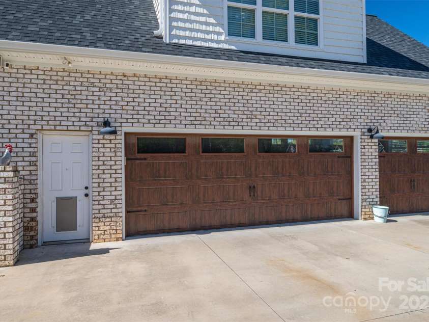 329 Wintergreen Court, Kings Mountain, NC 28086.  MLS# CAR4222336, YatesRealty ID 8366. 