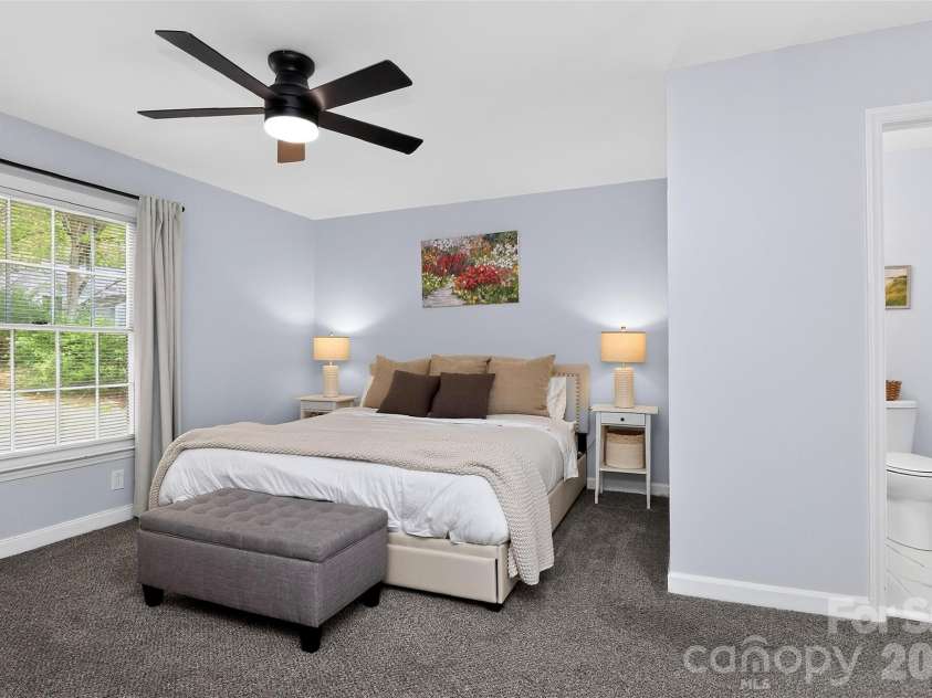 7124 Quail Meadow Lane, Charlotte, NC 28210.  MLS# CAR4360405, YatesRealty ID 8366. 