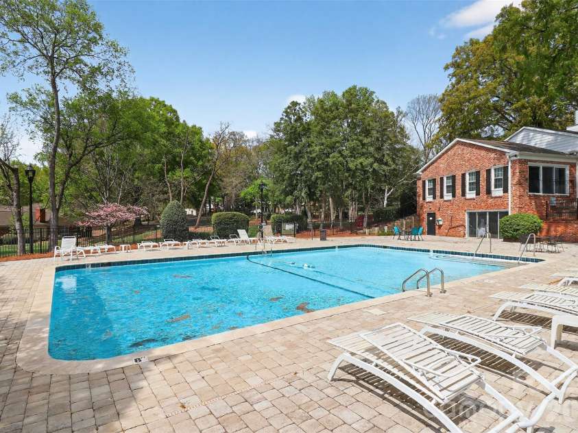 7124 Quail Meadow Lane, Charlotte, NC 28210.  MLS# CAR4360405, YatesRealty ID 8366. 