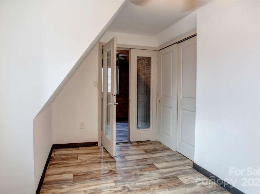 1505 Ridge Avenue, Kannapolis, NC 28083.  MLS# CAR4217290, YatesRealty ID 8369. 