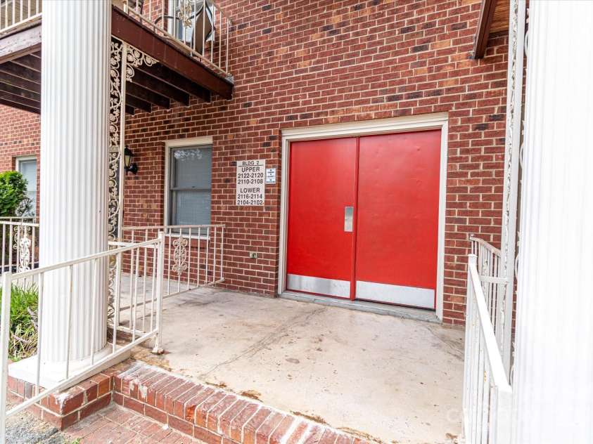 2116 Main Street, Kannapolis, NC 28081.  MLS# CAR4277486, YatesRealty ID 837. 