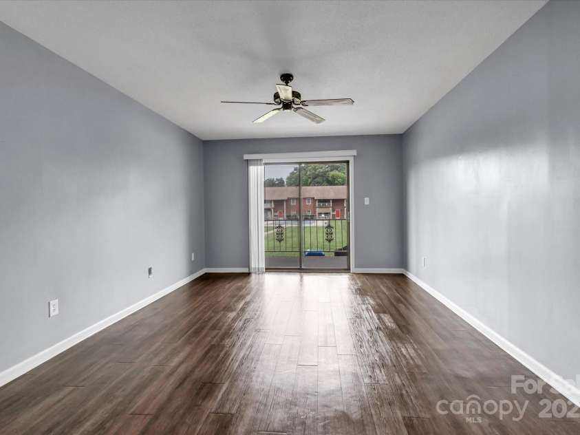 2116 Main Street, Kannapolis, NC 28081.  MLS# CAR4277486, YatesRealty ID 837. 