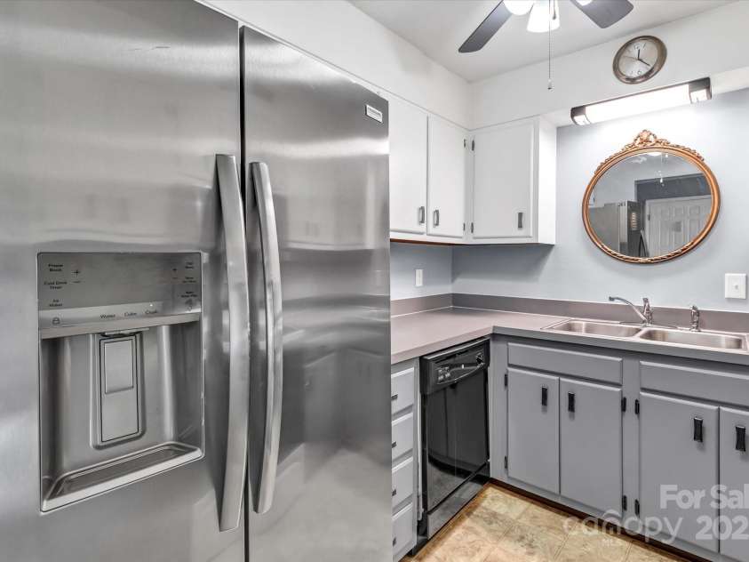 2116 Main Street, Kannapolis, NC 28081.  MLS# CAR4277486, YatesRealty ID 837. 