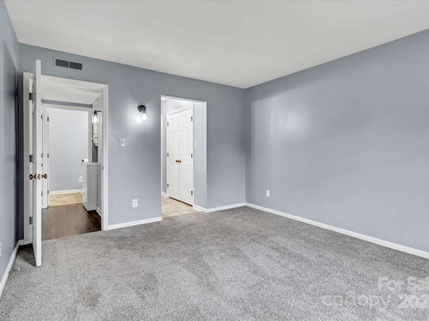 2116 Main Street, Kannapolis, NC 28081.  MLS# CAR4277486, YatesRealty ID 837. 