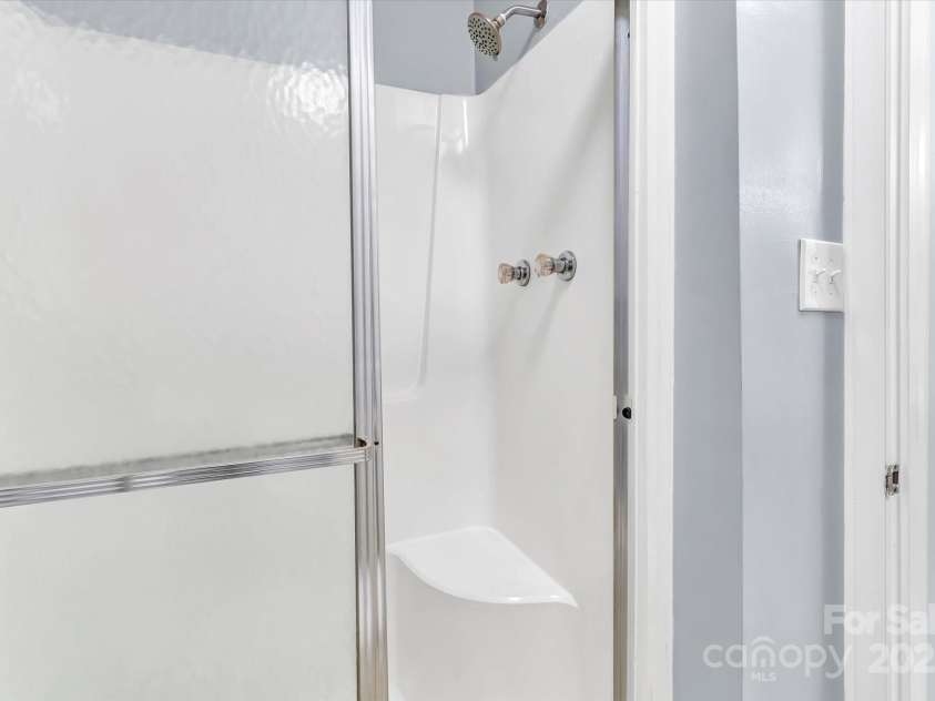 2116 Main Street, Kannapolis, NC 28081.  MLS# CAR4277486, YatesRealty ID 837. 