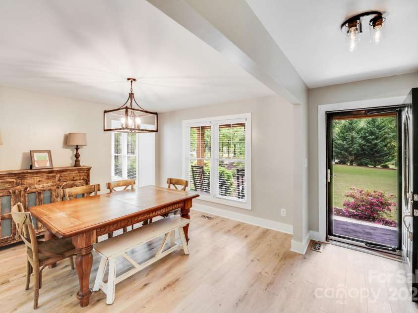 812 Timber Creek Drive, York, SC 29745.  MLS# CAR4248425, YatesRealty ID 8370. 