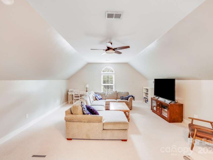 812 Timber Creek Drive, York, SC 29745.  MLS# CAR4248425, YatesRealty ID 8370. 