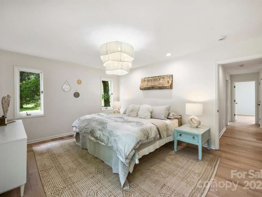 8501 Raintree Lane, Charlotte, NC 28277.  MLS# CAR4250339, YatesRealty ID 8372. 