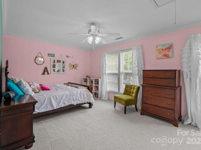 5216 Berkeley View Circle, Charlotte, NC 28277.  MLS# CAR4243138, YatesRealty ID 8374. 