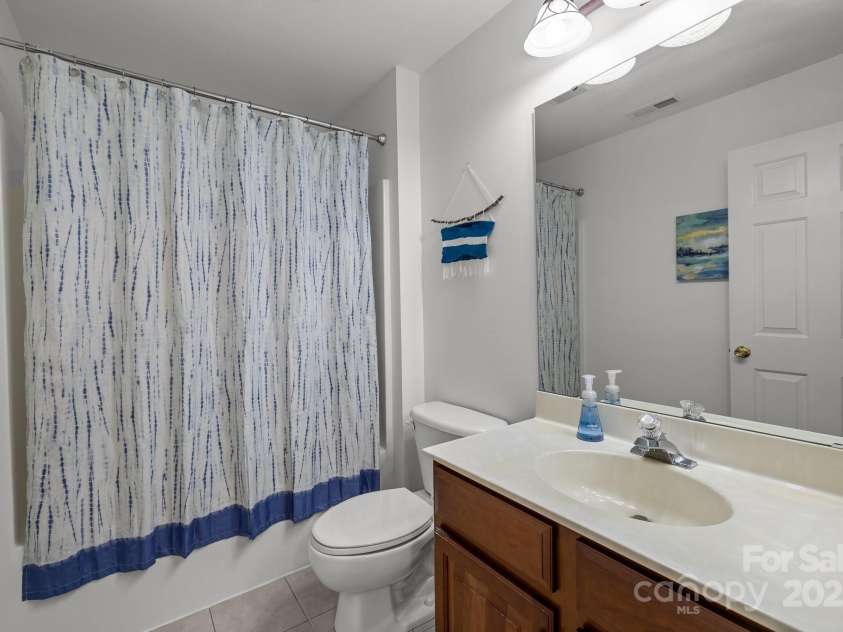 5216 Berkeley View Circle, Charlotte, NC 28277.  MLS# CAR4243138, YatesRealty ID 8374. 