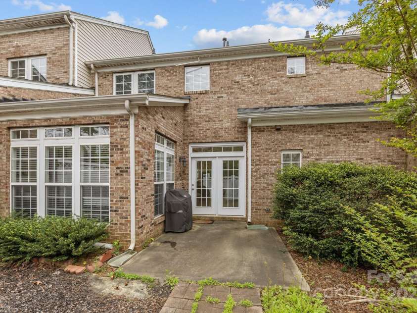 5216 Berkeley View Circle, Charlotte, NC 28277.  MLS# CAR4243138, YatesRealty ID 8374. 