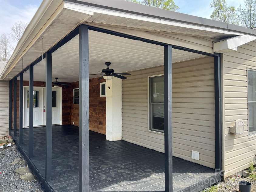115 Grindstaff Road, Bakersville, NC 28705.  MLS# CAR4199557, YatesRealty ID 8377. 