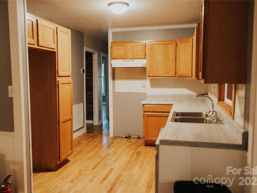 115 Grindstaff Road, Bakersville, NC 28705.  MLS# CAR4199557, YatesRealty ID 8377. Kitchen