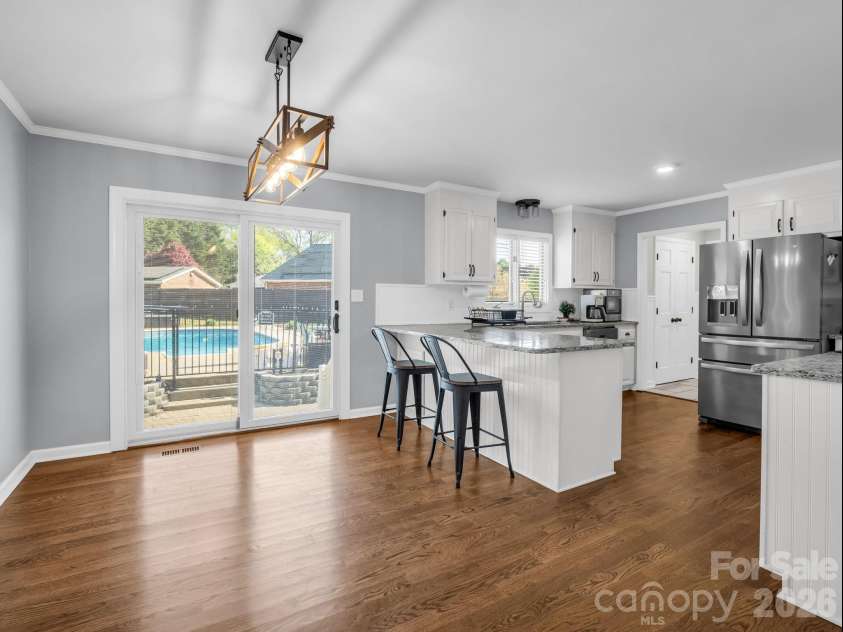 102 Knoll Court, Belmont, NC 28012.  MLS# CAR4365314, YatesRealty ID 8378. 