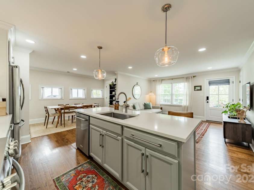 6339 Montpelier Road, Charlotte, NC 28210.  MLS# CAR4246781, YatesRealty ID 8379. 