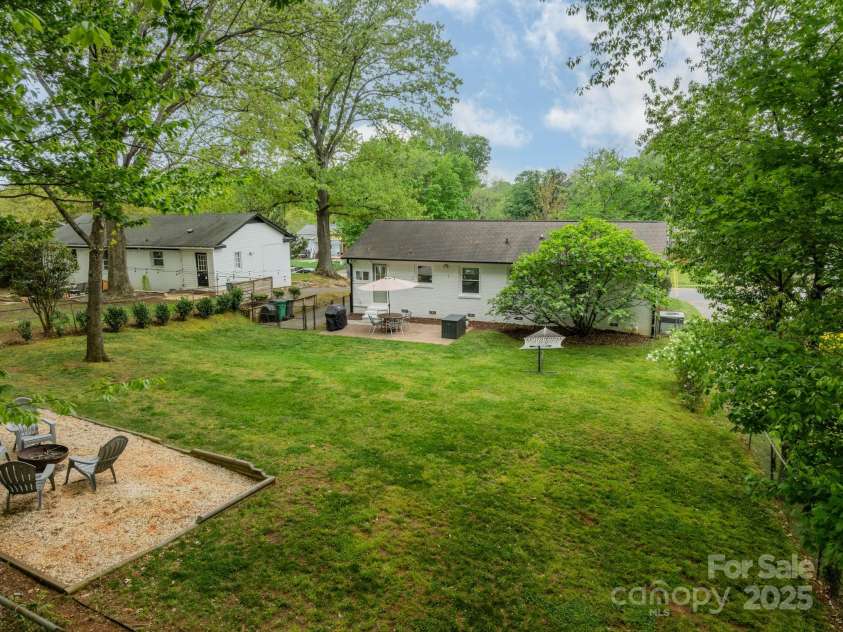 6339 Montpelier Road, Charlotte, NC 28210.  MLS# CAR4246781, YatesRealty ID 8379. 