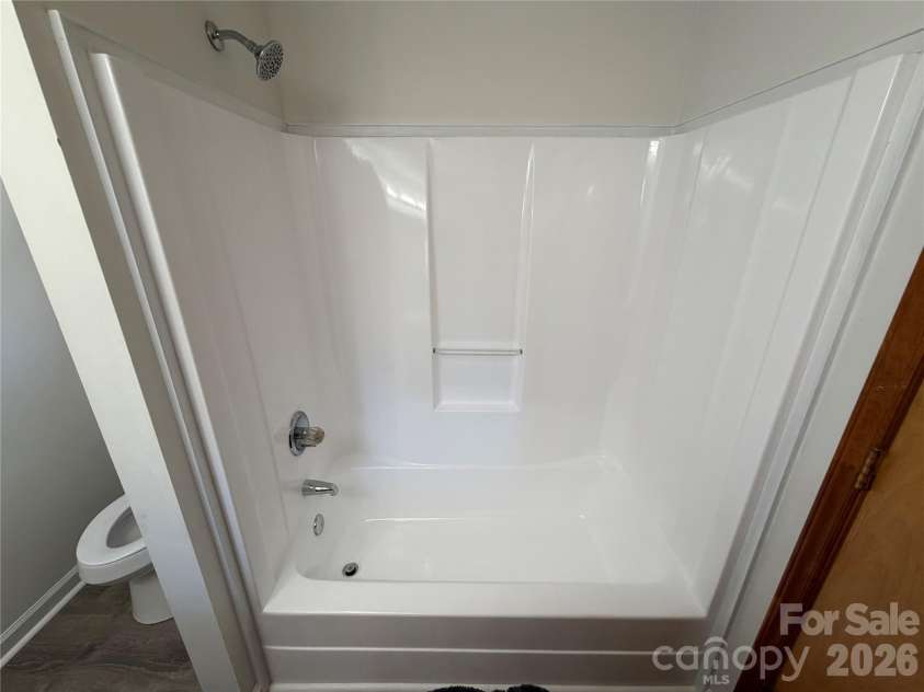 424 Holland Drive, Statesville, NC 28677.  MLS# CAR4335515, YatesRealty ID 838. Primary Bathroom 