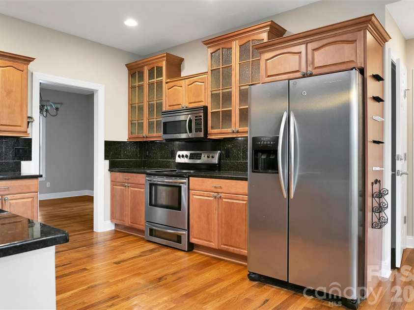 16 Uloque Court, Brevard, NC 28712.  MLS# CAR4364587, YatesRealty ID 8380. 
