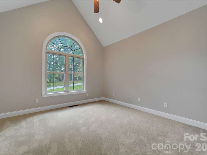 16 Uloque Court, Brevard, NC 28712.  MLS# CAR4364587, YatesRealty ID 8380. 
