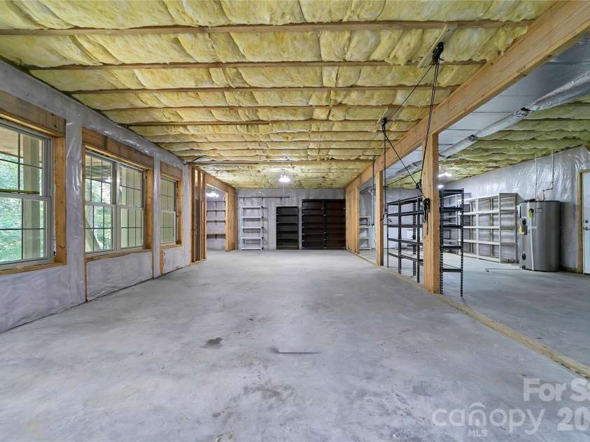16 Uloque Court, Brevard, NC 28712.  MLS# CAR4364587, YatesRealty ID 8380. 