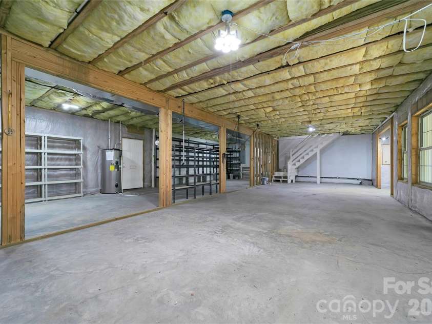 16 Uloque Court, Brevard, NC 28712.  MLS# CAR4364587, YatesRealty ID 8380. 