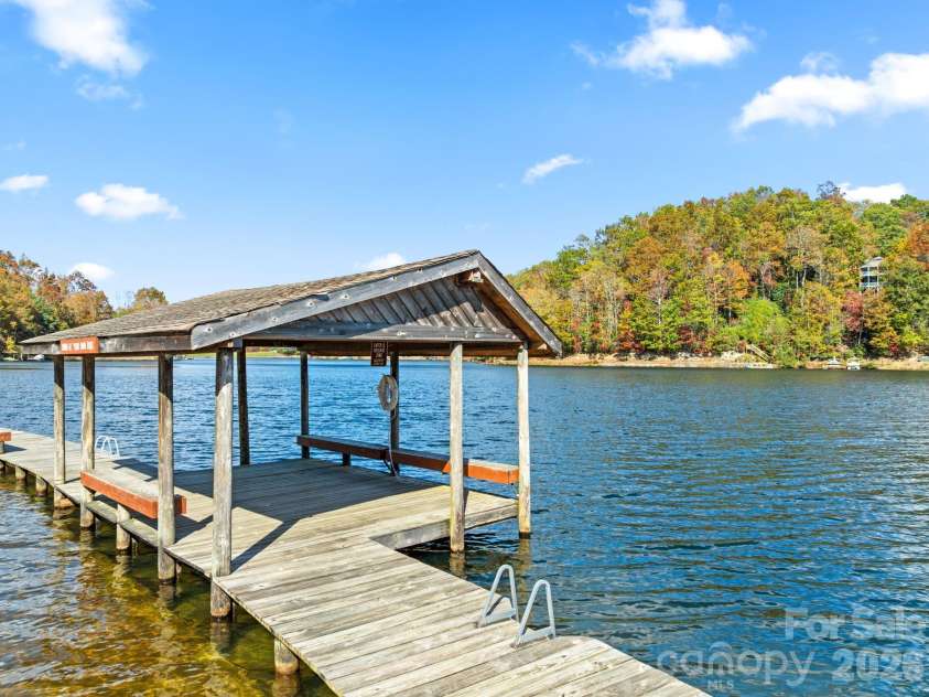 16 Uloque Court, Brevard, NC 28712.  MLS# CAR4364587, YatesRealty ID 8380. 