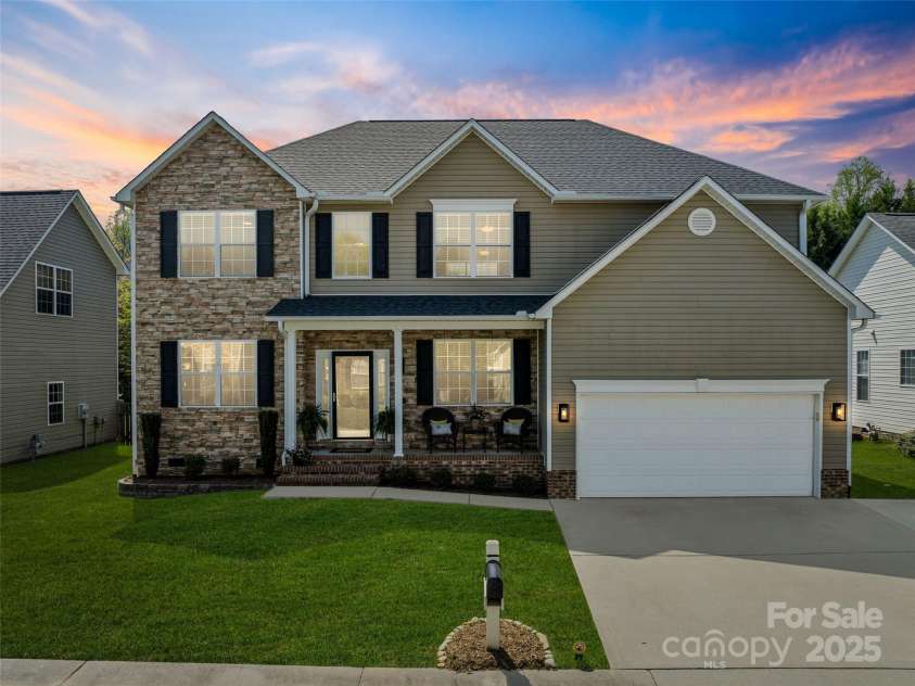 3 Holmes Lane, Arden, NC 28704.  MLS# CAR4251278, YatesRealty ID 8380. 