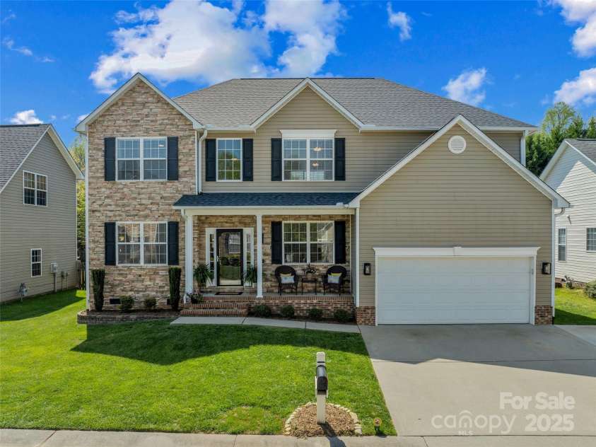 3 Holmes Lane, Arden, NC 28704.  MLS# CAR4251278, YatesRealty ID 8380. 