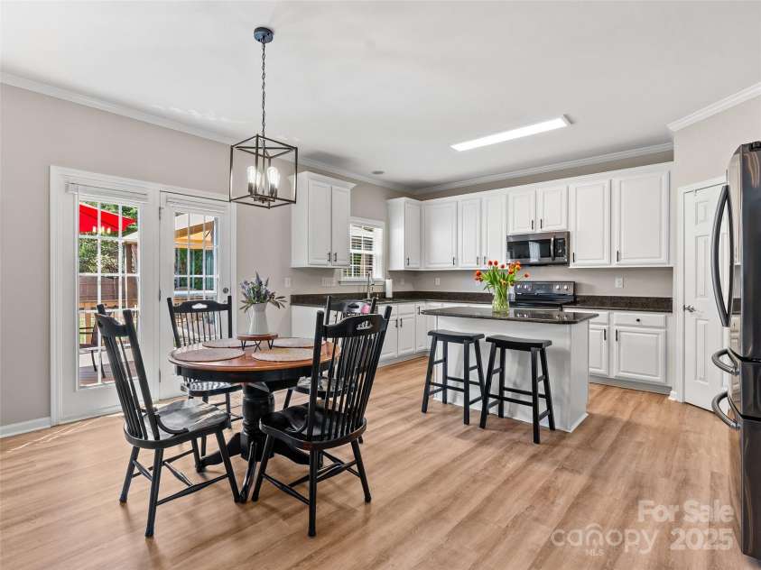 3 Holmes Lane, Arden, NC 28704.  MLS# CAR4251278, YatesRealty ID 8380. 