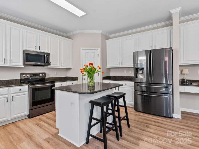 3 Holmes Lane, Arden, NC 28704.  MLS# CAR4251278, YatesRealty ID 8380. 