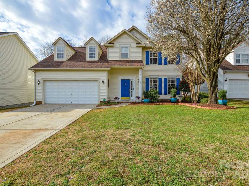 5707 Brandy Ridge Lane, Charlotte, NC 28269.  MLS# CAR4220249, YatesRealty ID 8381. 