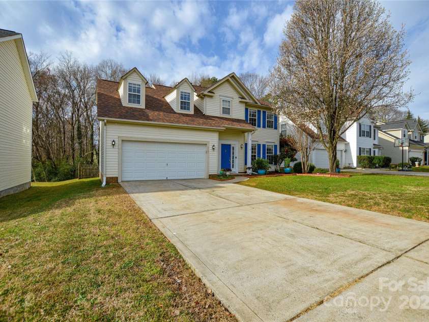 5707 Brandy Ridge Lane, Charlotte, NC 28269.  MLS# CAR4220249, YatesRealty ID 8381. 