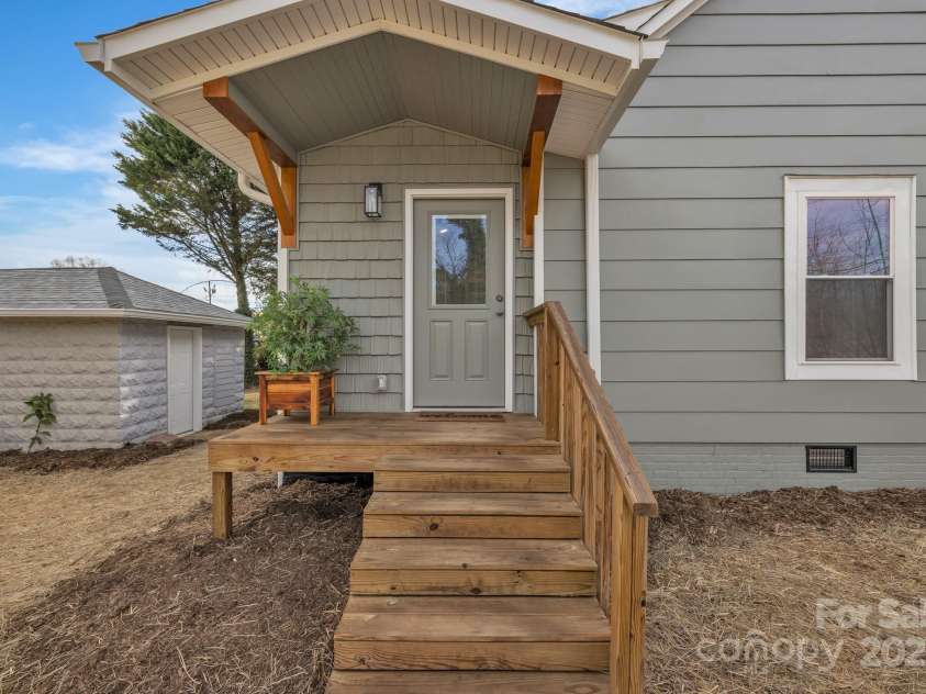 56 Linneys Mountain Road, Taylorsville, NC 28681.  MLS# CAR4228859, YatesRealty ID 8383. 