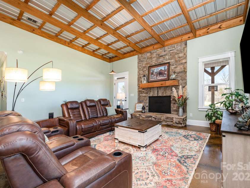 223 Scottish Drive, Mooresville, NC 28115.  MLS# CAR4226876, YatesRealty ID 8387. 
