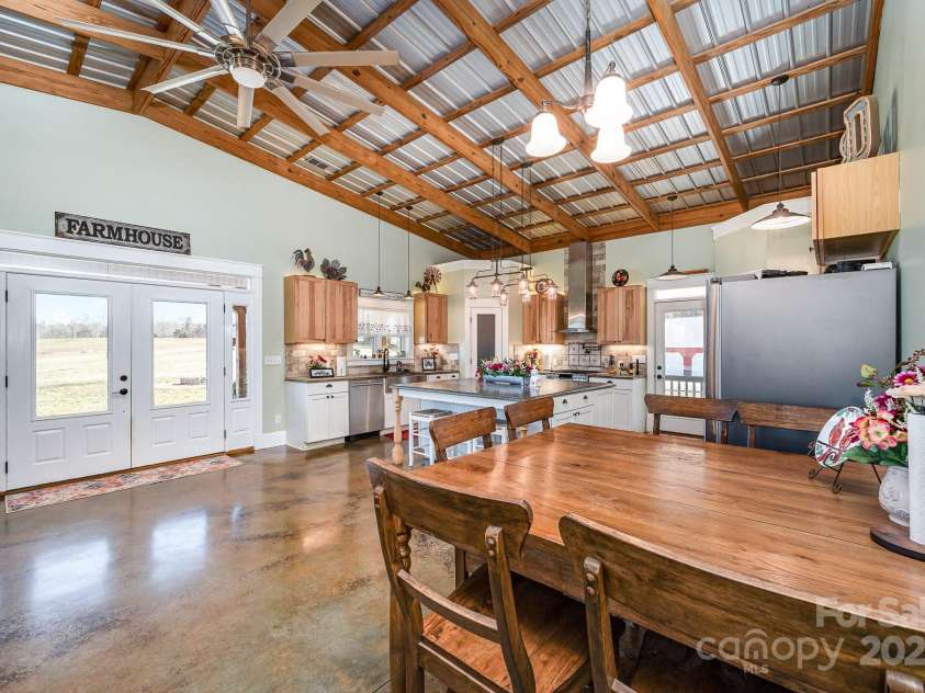 223 Scottish Drive, Mooresville, NC 28115.  MLS# CAR4226876, YatesRealty ID 8387. 