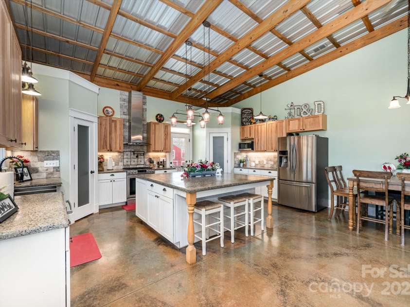 223 Scottish Drive, Mooresville, NC 28115.  MLS# CAR4226876, YatesRealty ID 8387. 